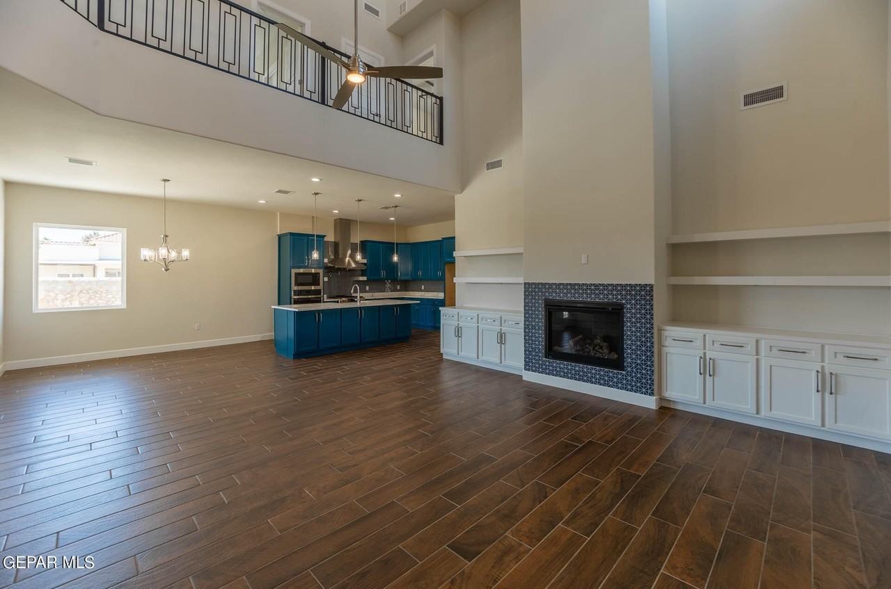 972 Pellegrino Ave - Photo 3 of 31