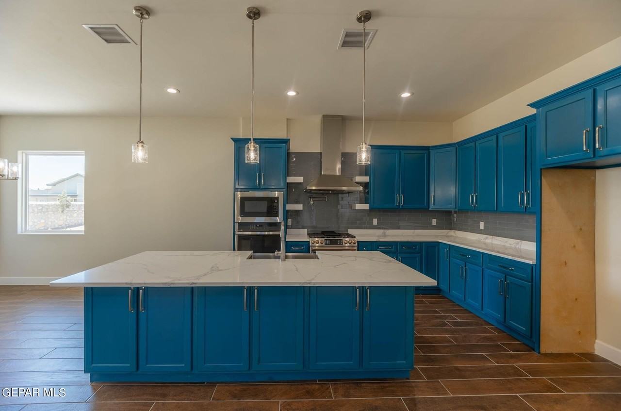 972 Pellegrino Ave - Photo 5 of 31