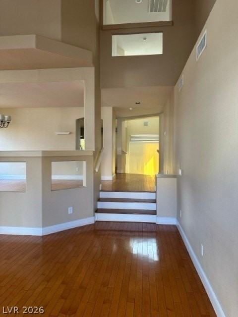 3920 Larkcrest St - Photo 4 of 18