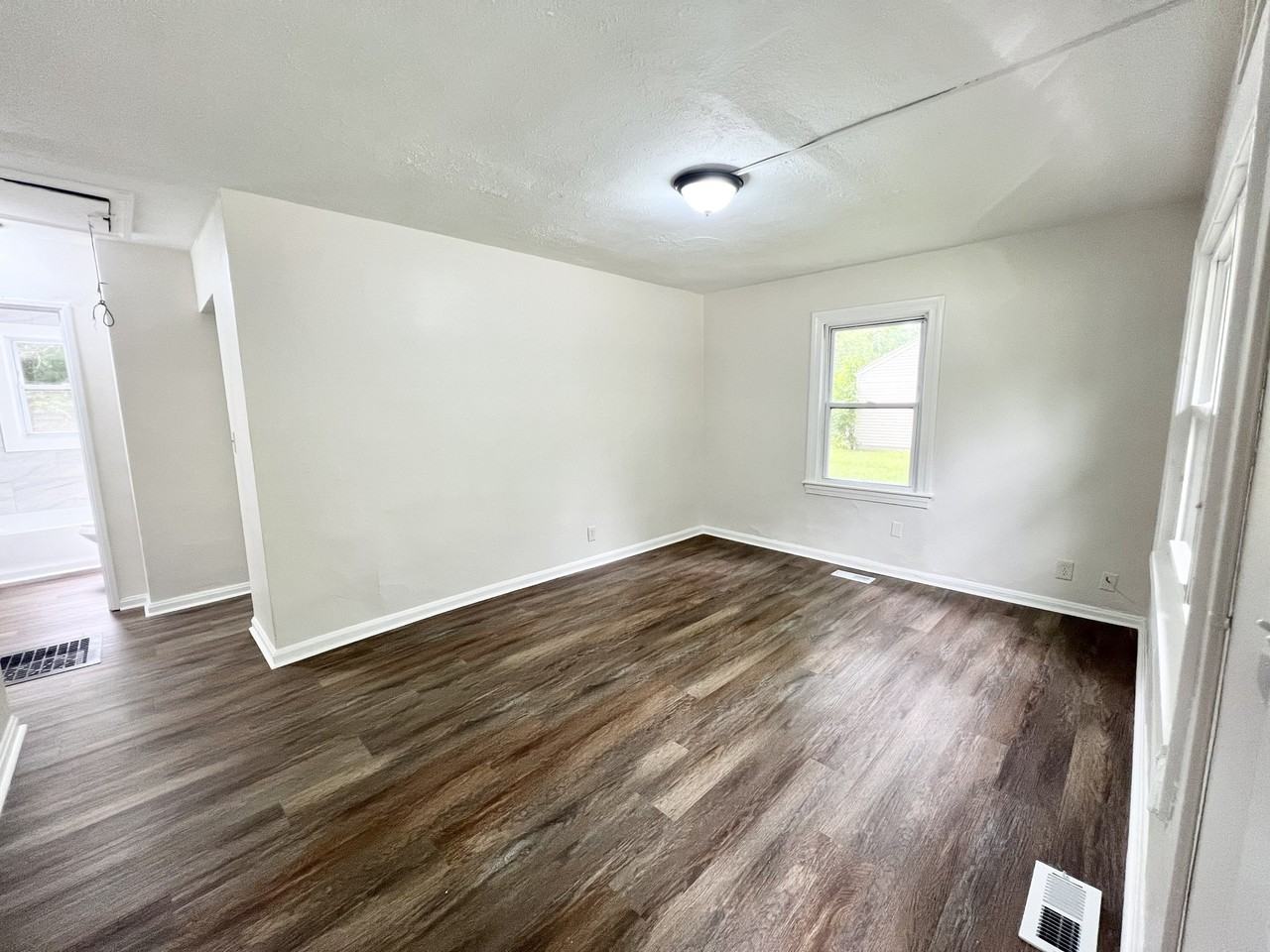 2016 S 40th St #1 - Photo 5 of 15