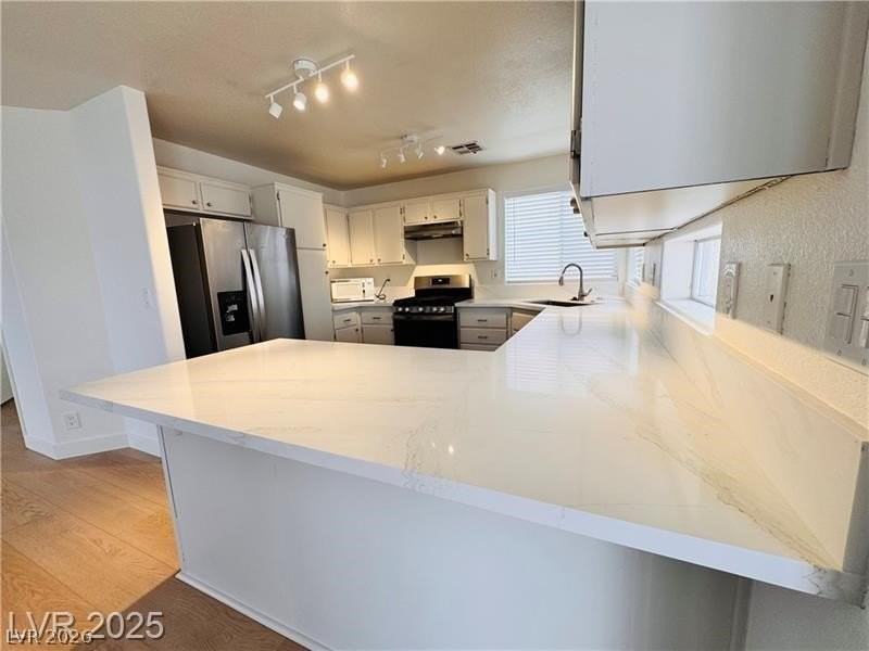 6608 Lund Dr - Photo 4 of 16