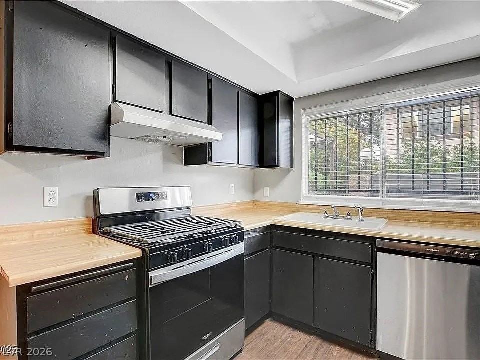4339 Spencer St #15 - Photo 6 of 16
