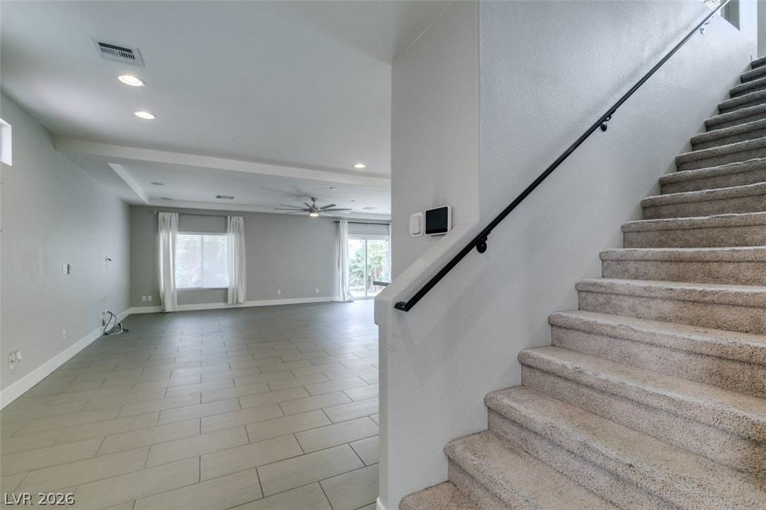 4586 W Camero Ave - Photo 3 of 46