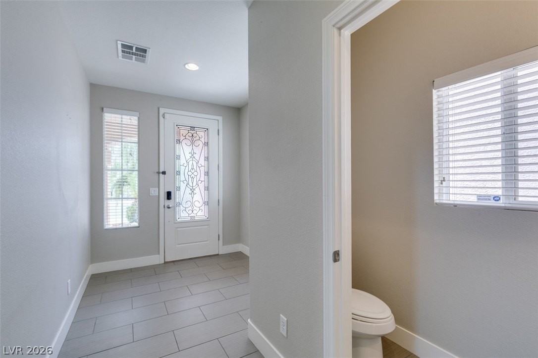 4586 W Camero Ave - Photo 4 of 46