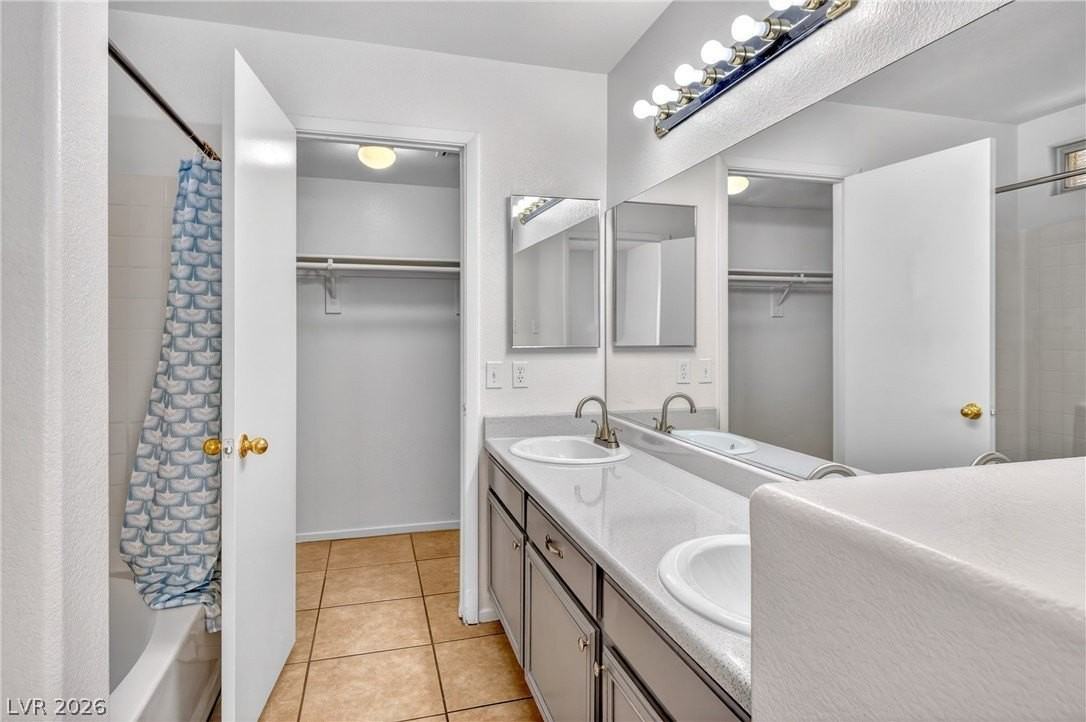 5683 Halvern Ave - Photo 7 of 22