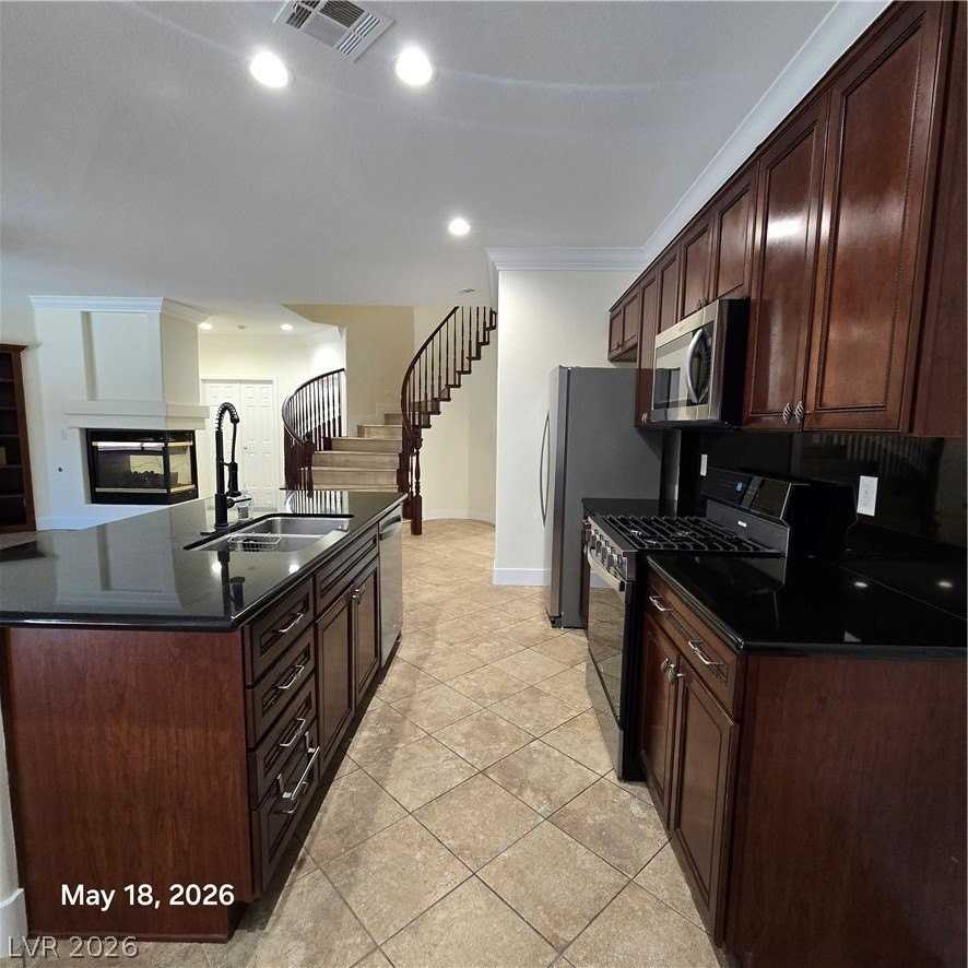8229 Briggs Gully St - Photo 7 of 38