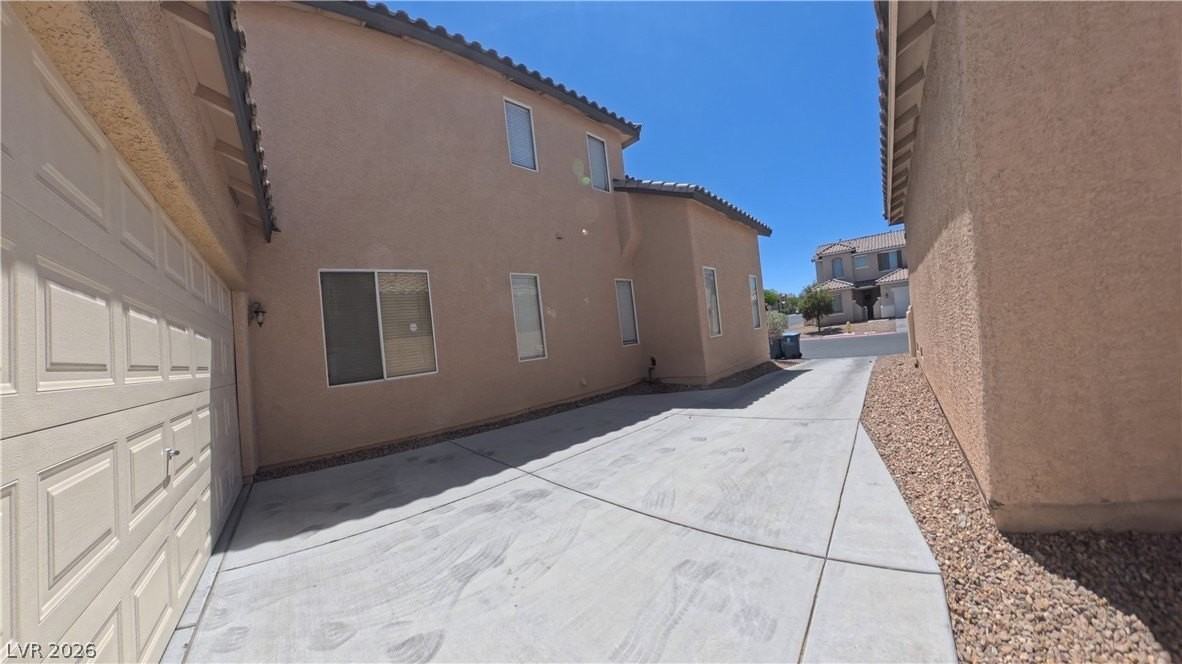 7776 Littondale St - Photo 4 of 39