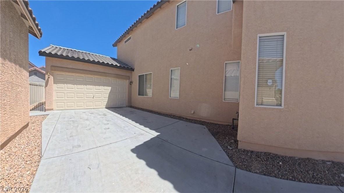 7776 Littondale St - Photo 5 of 39