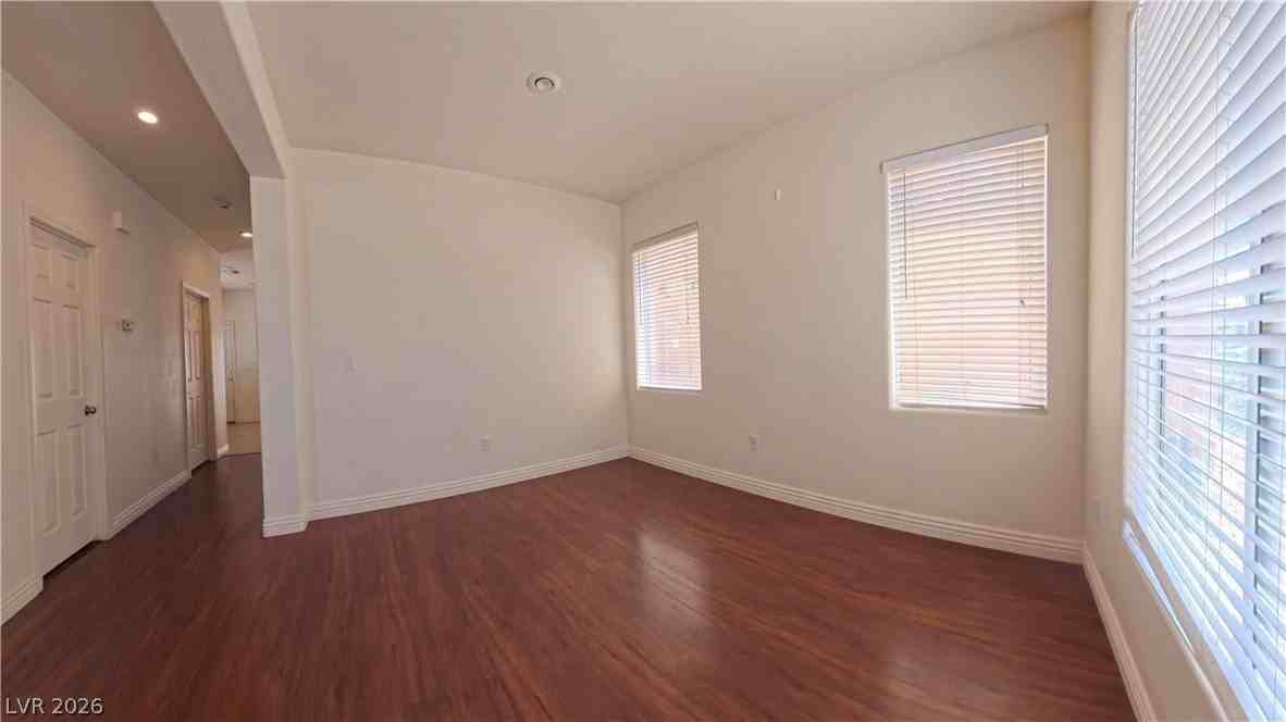 7776 Littondale St - Photo 7 of 39