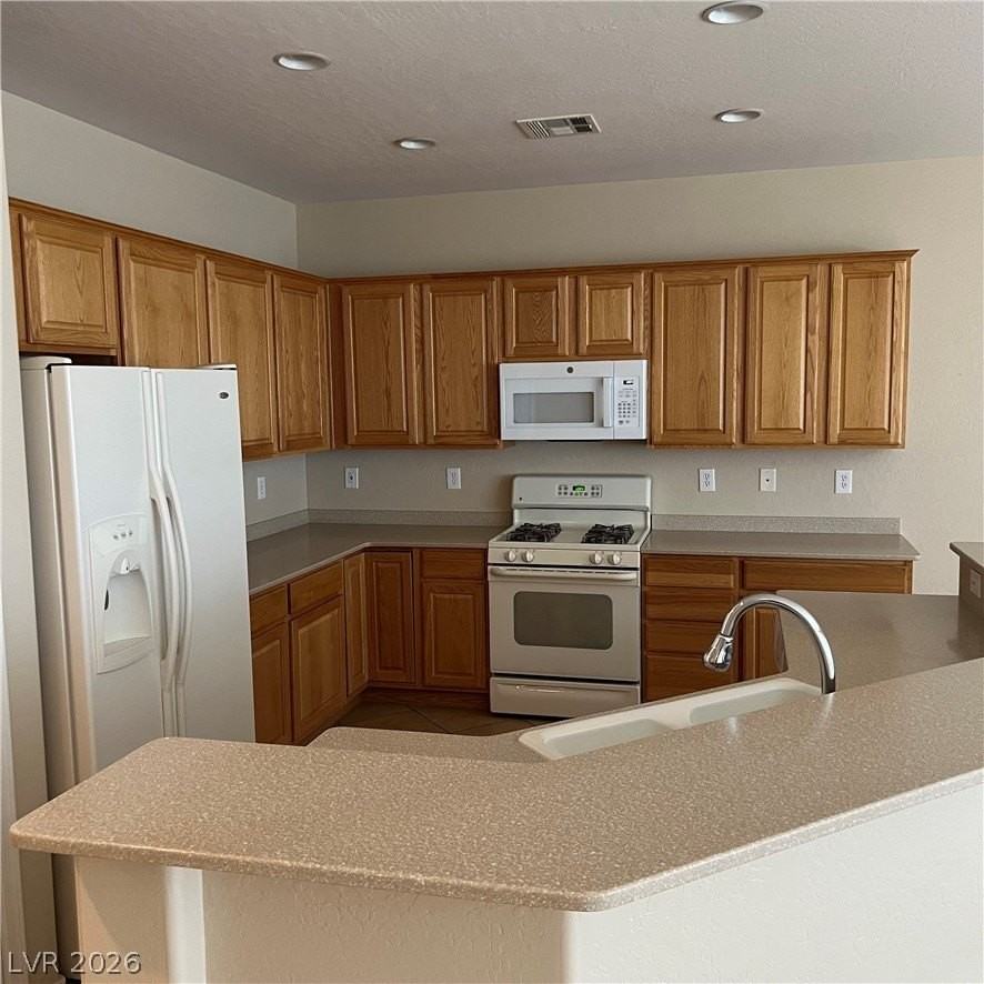 2381 Ecliptic St #0 - Photo 5 of 24