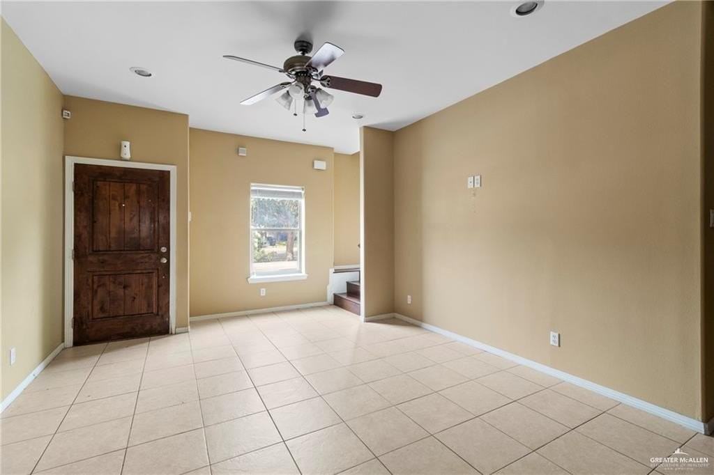 3005 S L St #2 - Photo 5 of 16