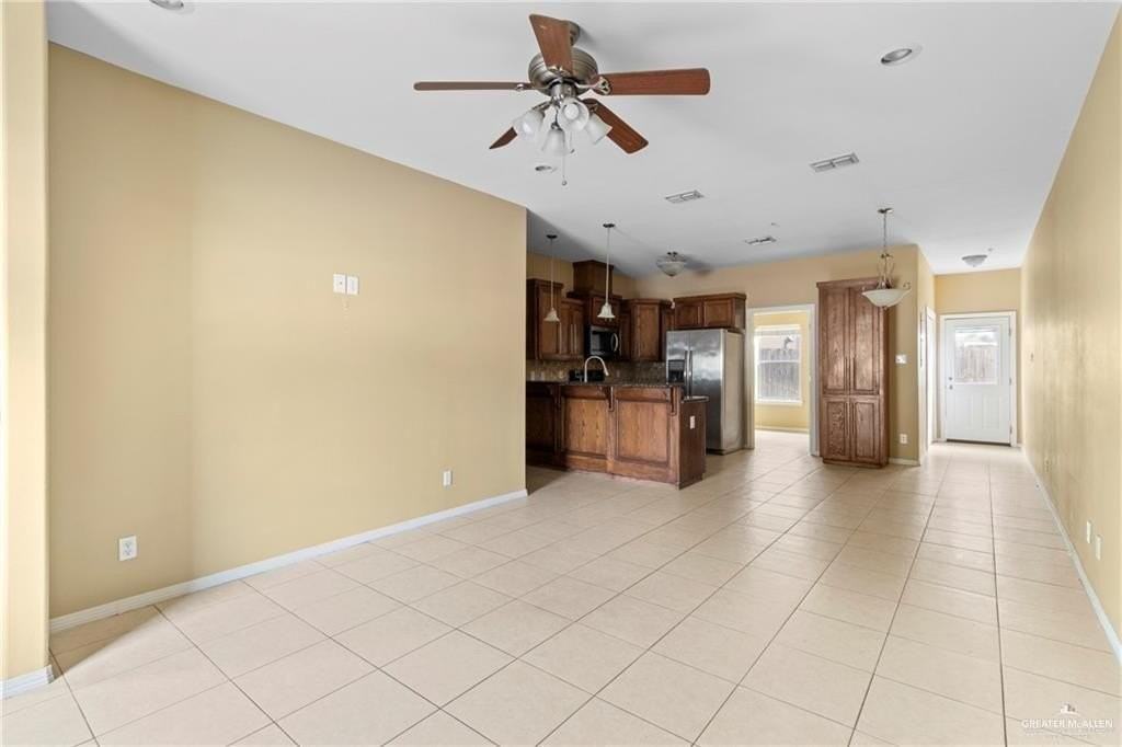3005 S L St #2 - Photo 6 of 16