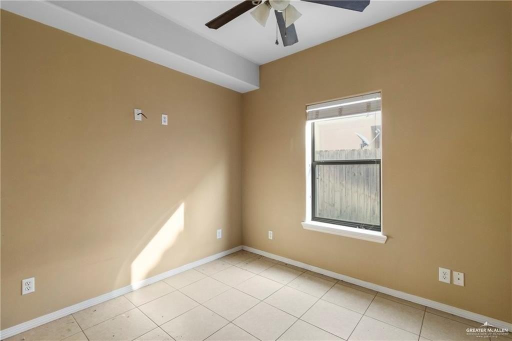 3005 S L St #2 - Photo 7 of 16