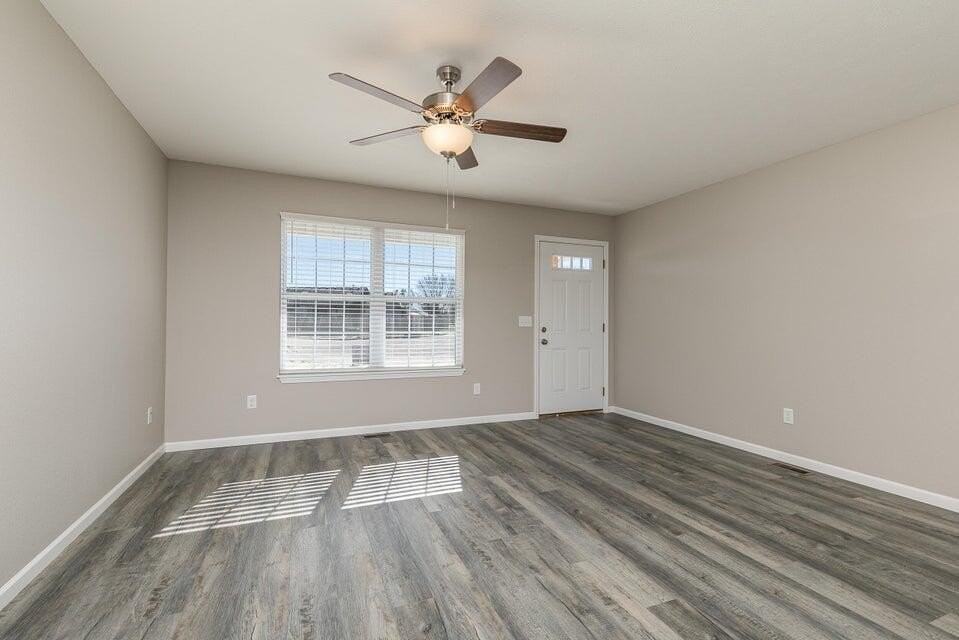 675 Joycee Ln - Photo 2 of 11