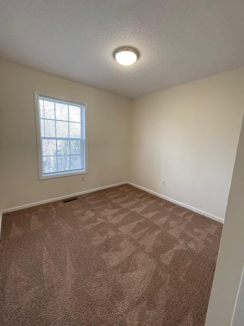 146 Stewart St - Photo 6 of 8