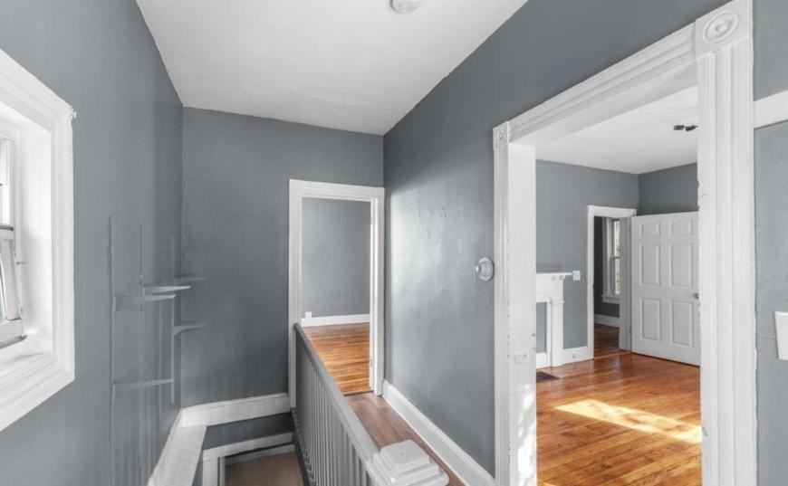 188 Linden Ave - Photo 4 of 7