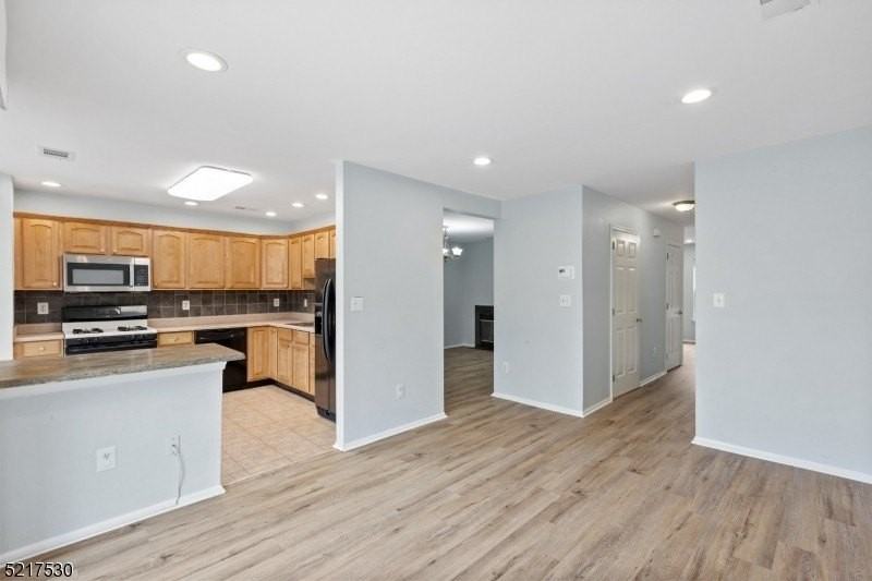 2278 Nash Ct - Photo 4 of 20