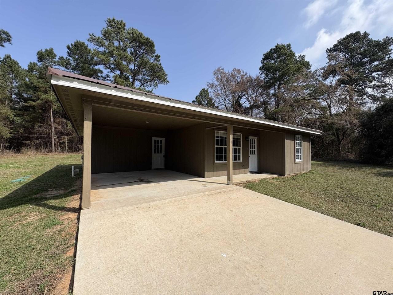 348 Caroline Ln - Photo 2 of 18