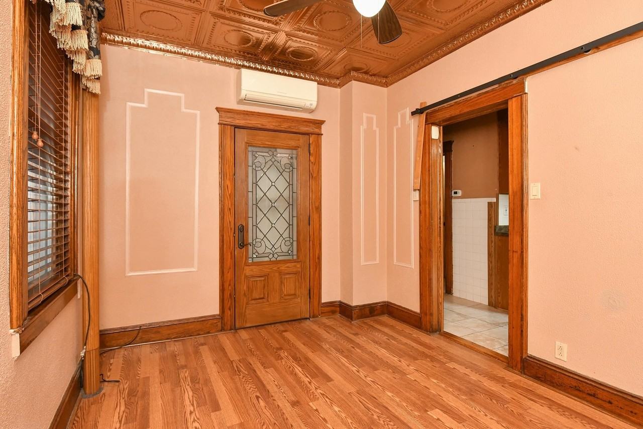 610 Columbia Ave #1 - Photo 7 of 36