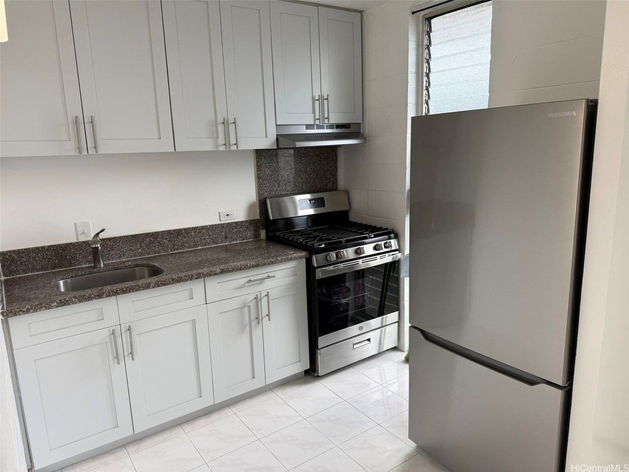 747 Kinau St #14 - Photo 4 of 19