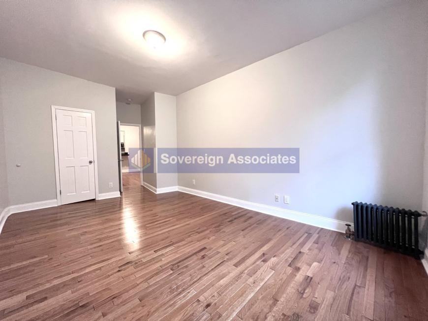 300 Fort Washington Ave - Photo 6 of 10