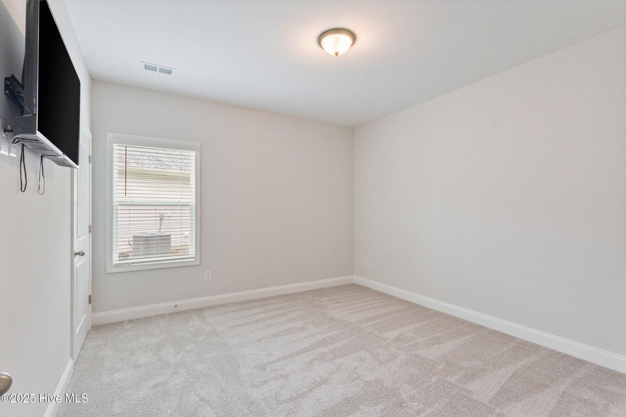 570 Tullimore Ln Nw - Photo 7 of 30