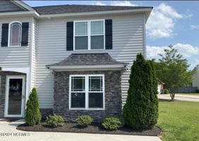 featured image of 3029 Edward Ct #B