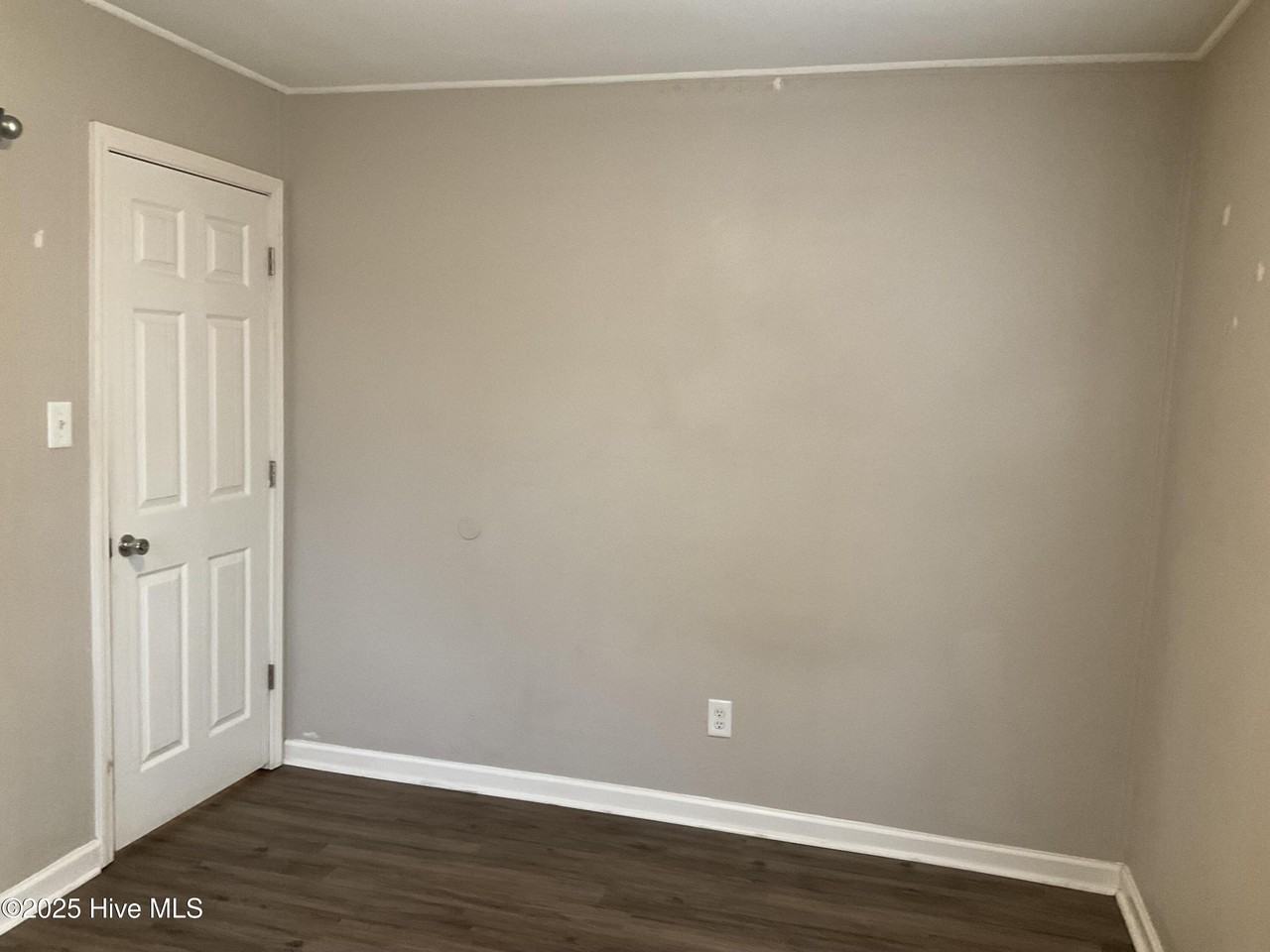 510 Elm St - Photo 7 of 7