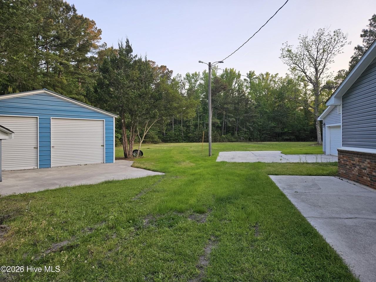 770 Harrison Creek Rd - Photo 3 of 27