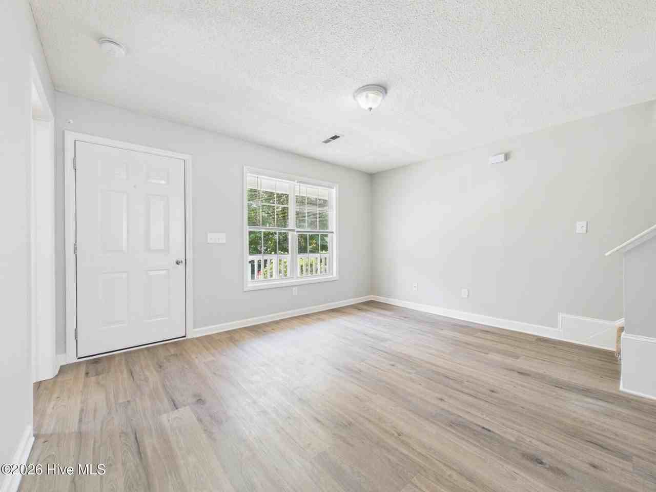 17 Brantley Cir - Photo 7 of 45