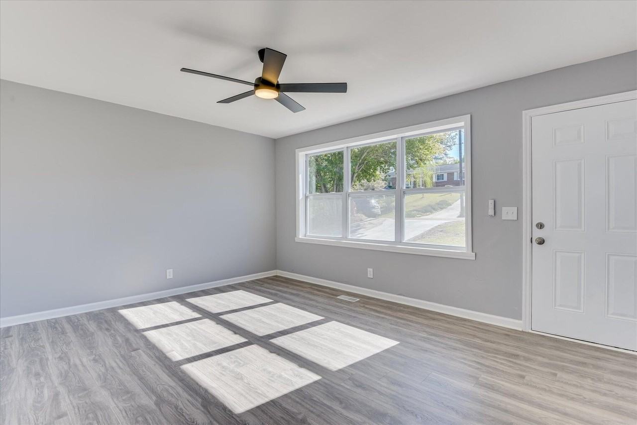 2202 Vireo Dr - Photo 6 of 45