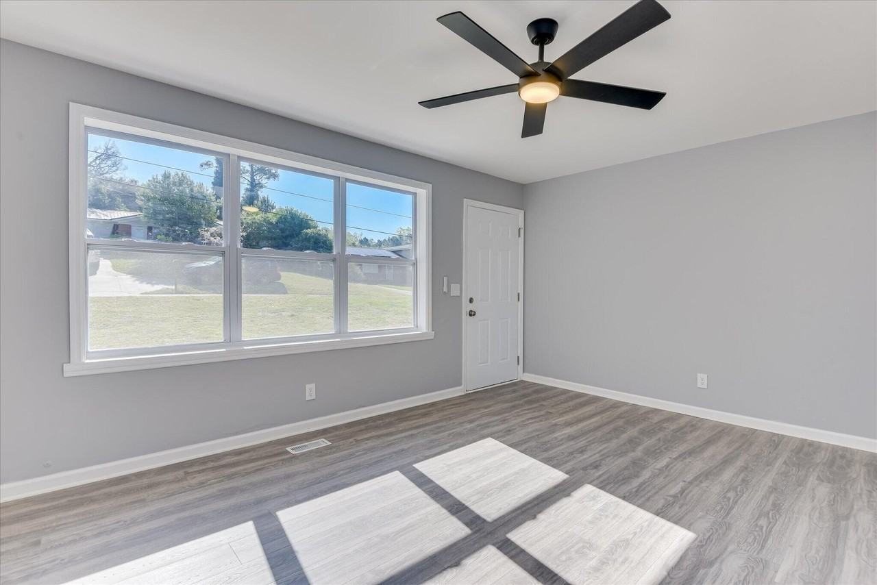 2202 Vireo Dr - Photo 7 of 45