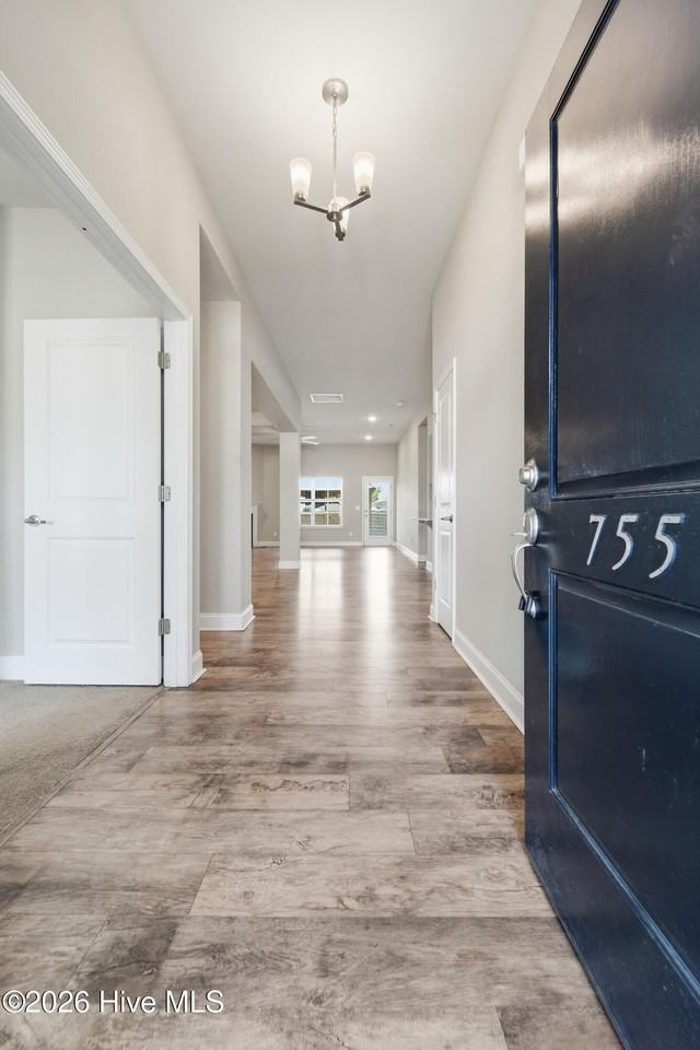 755 Greenwich Pl - Photo 3 of 46