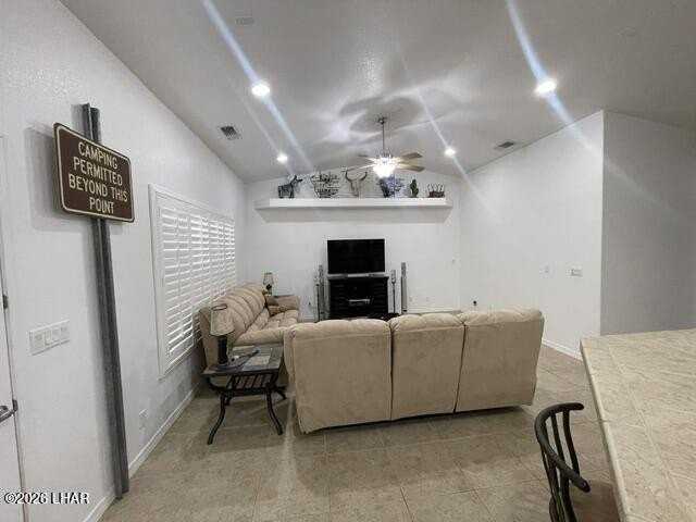 2875 Arabian Dr - Photo 7 of 48