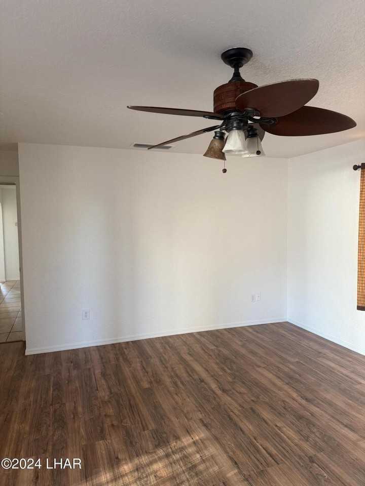 3329 Mcculloch Blvd N - Photo 5 of 16