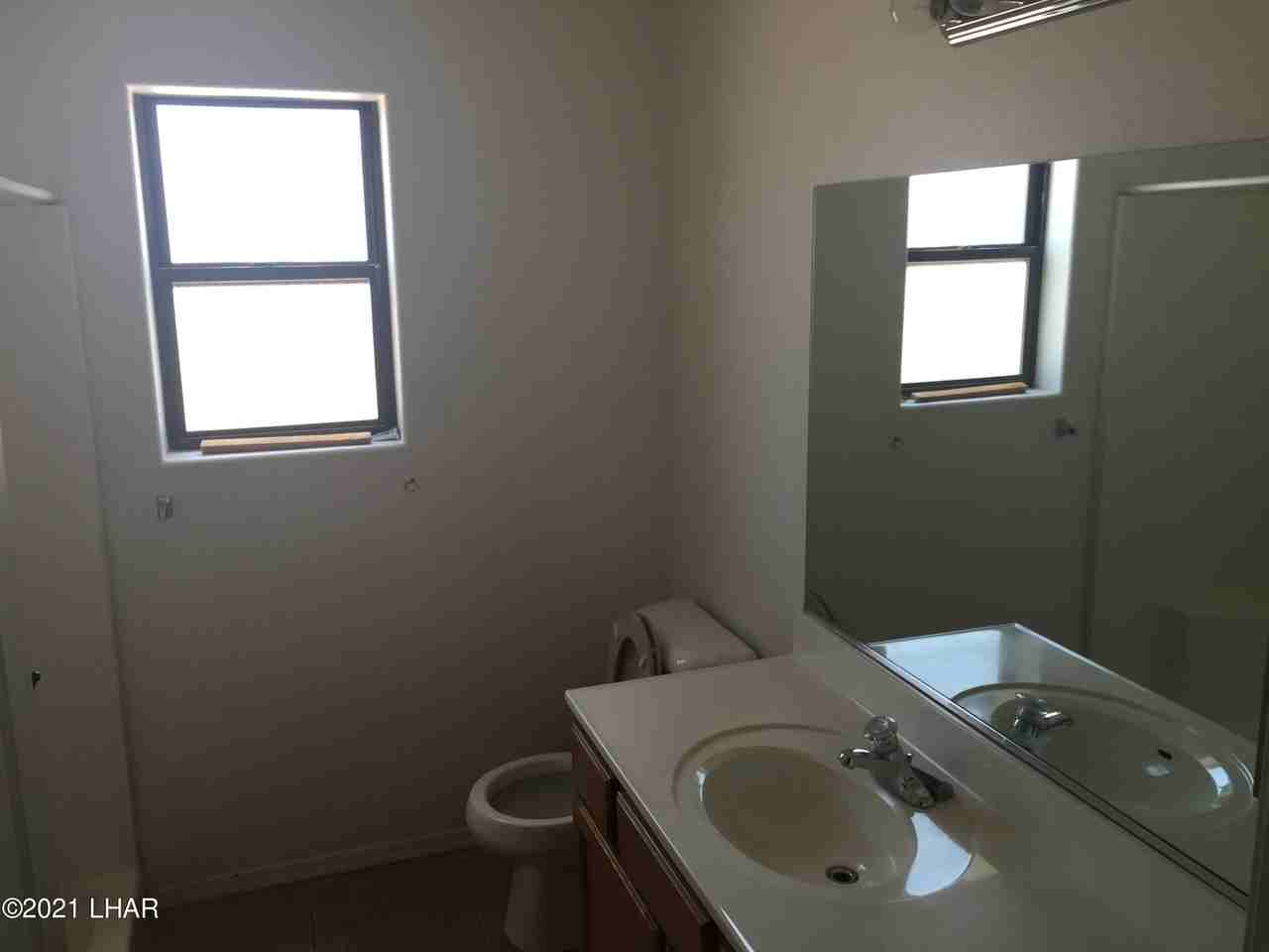127 Nelson Ln - Photo 7 of 15