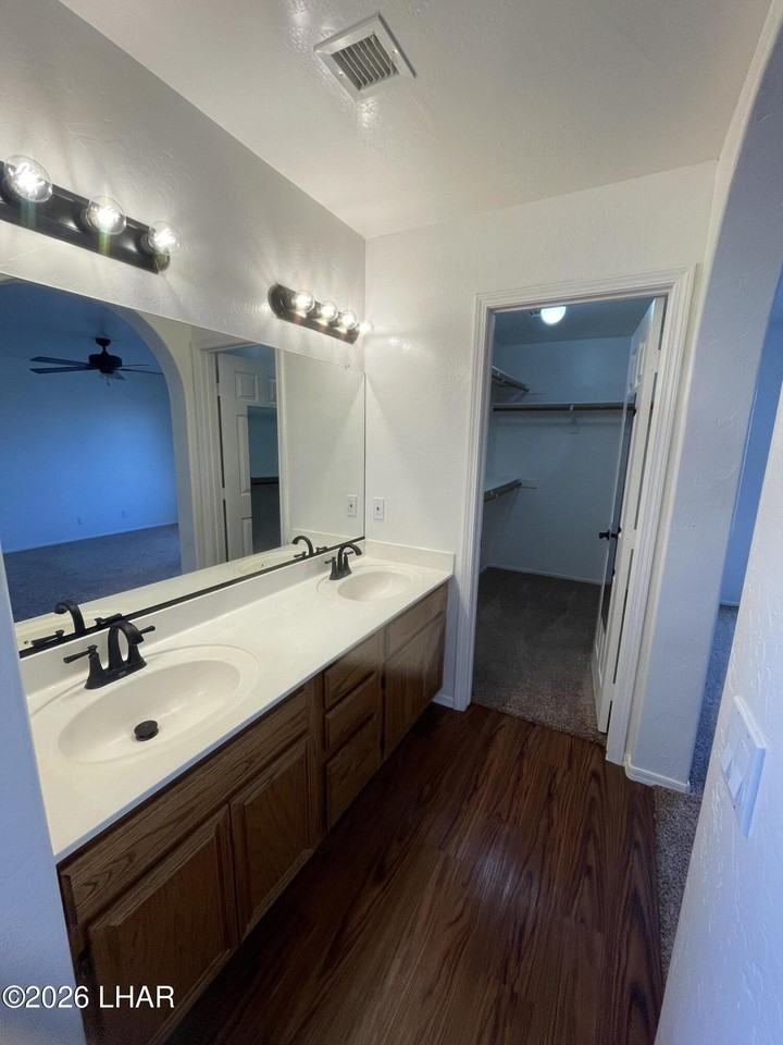 4049 Trotwood Dr - Photo 7 of 11