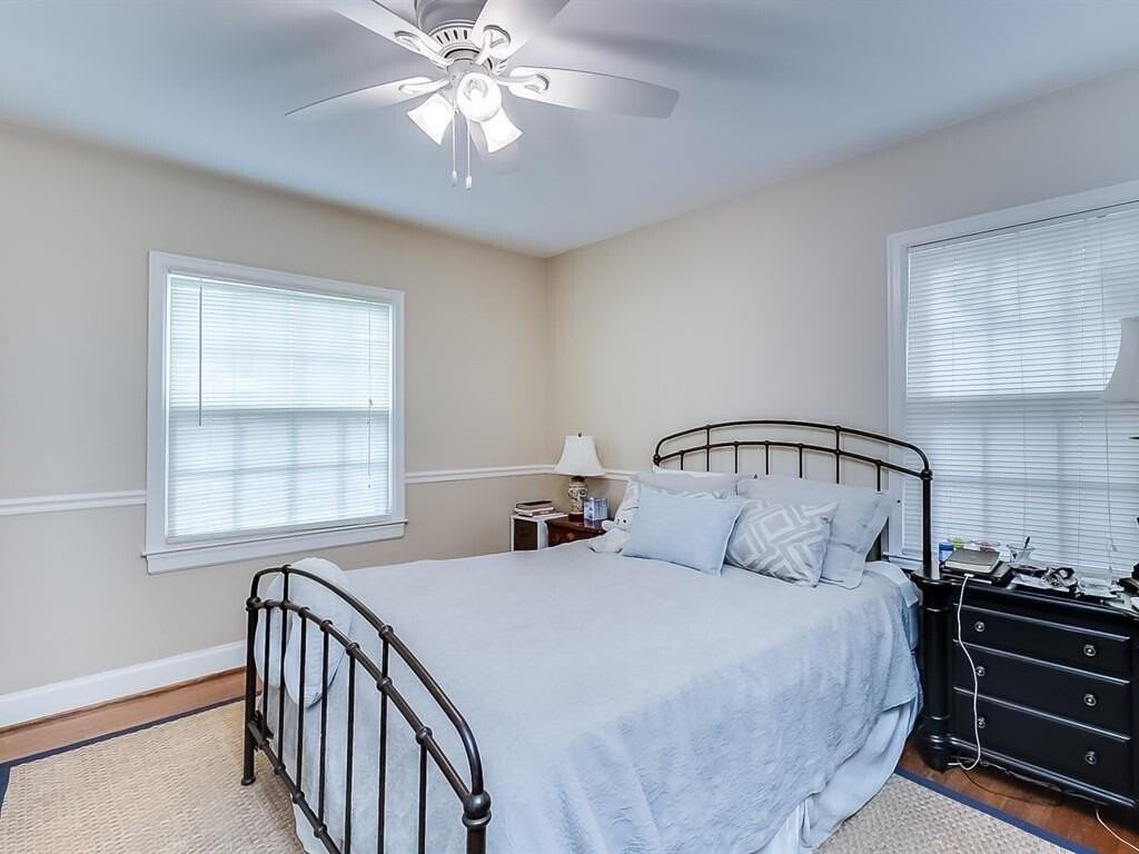 217 Romany Rd - Photo 6 of 14