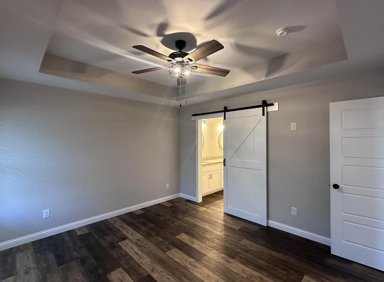 101 Breathitt Ave - Photo 5 of 16