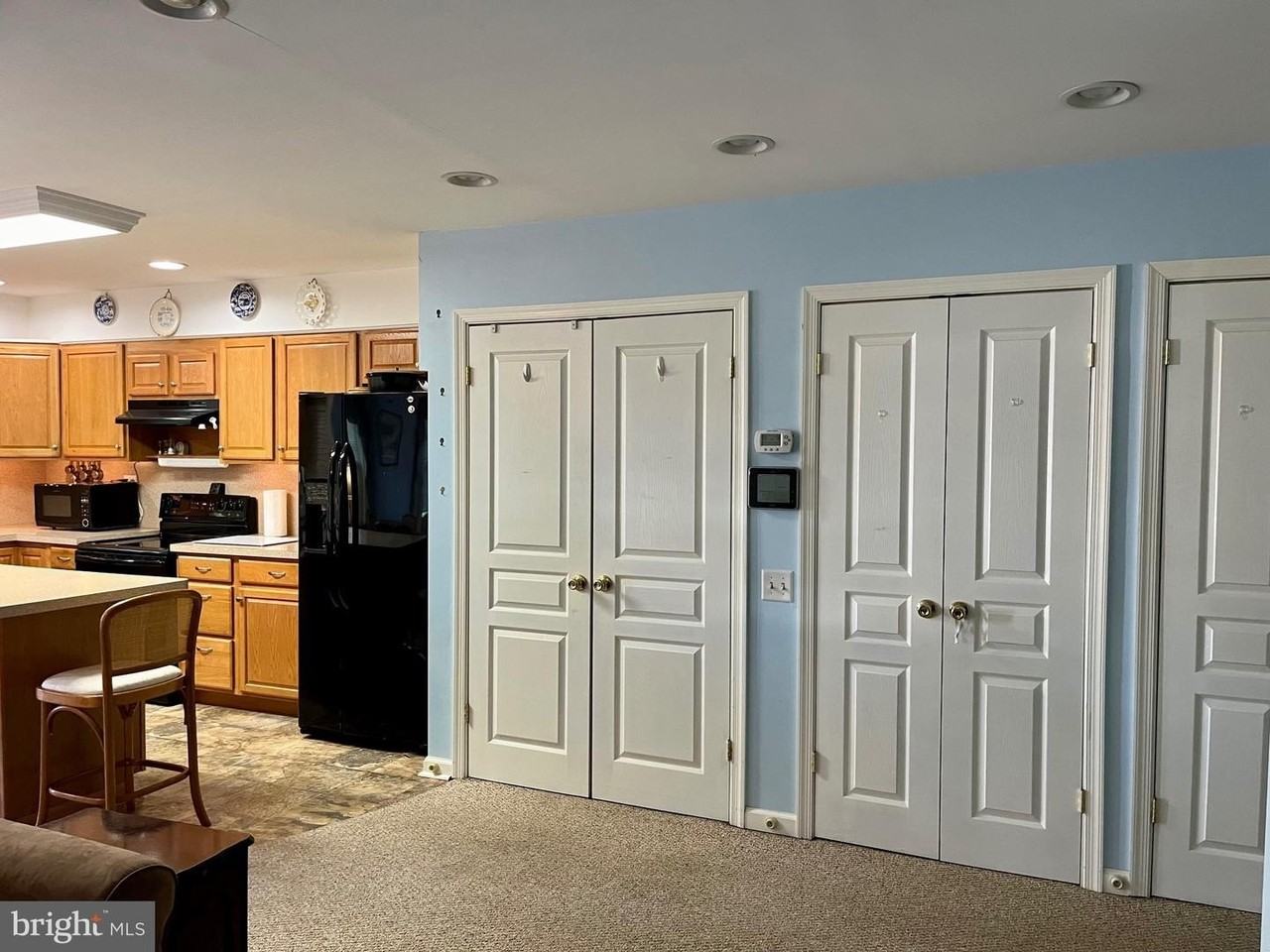 870 Broadfield Dr - Photo 5 of 13