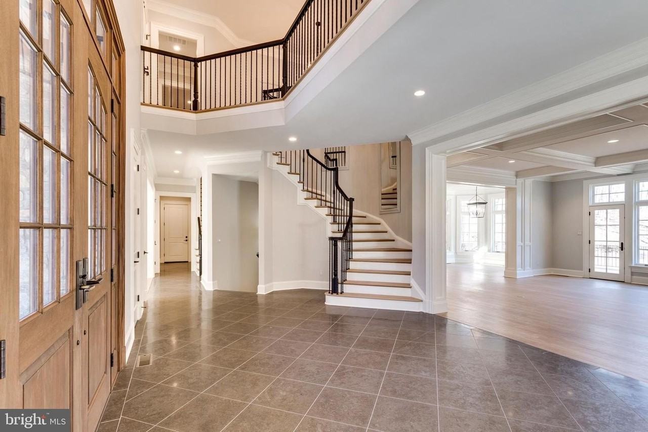 6707 Wemberly Way - Photo 5 of 30