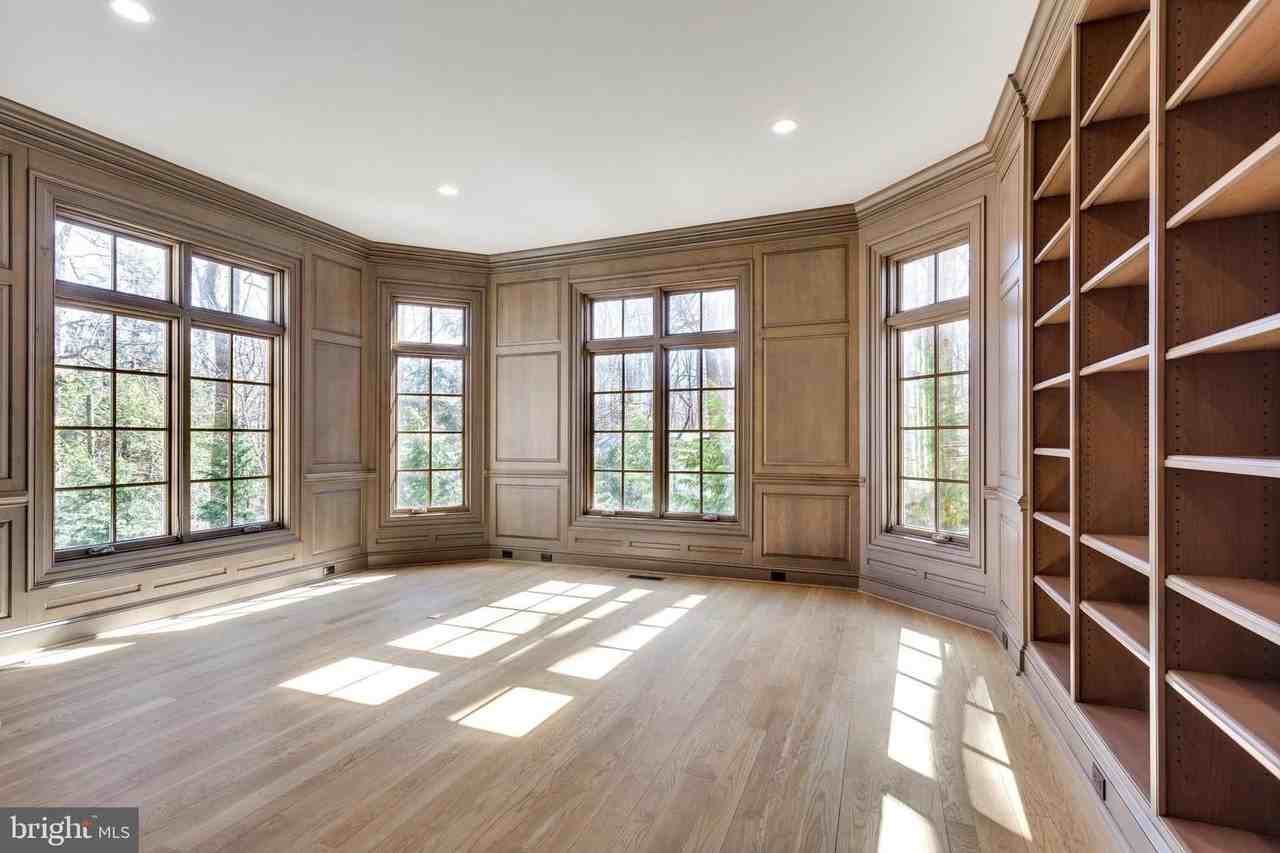 6707 Wemberly Way - Photo 7 of 30