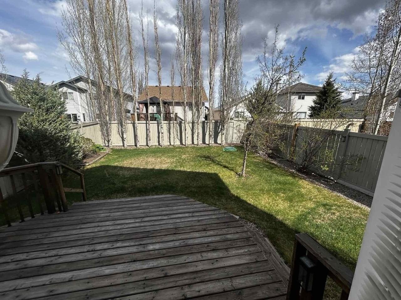 24 Landon Dr - Photo 4 of 39