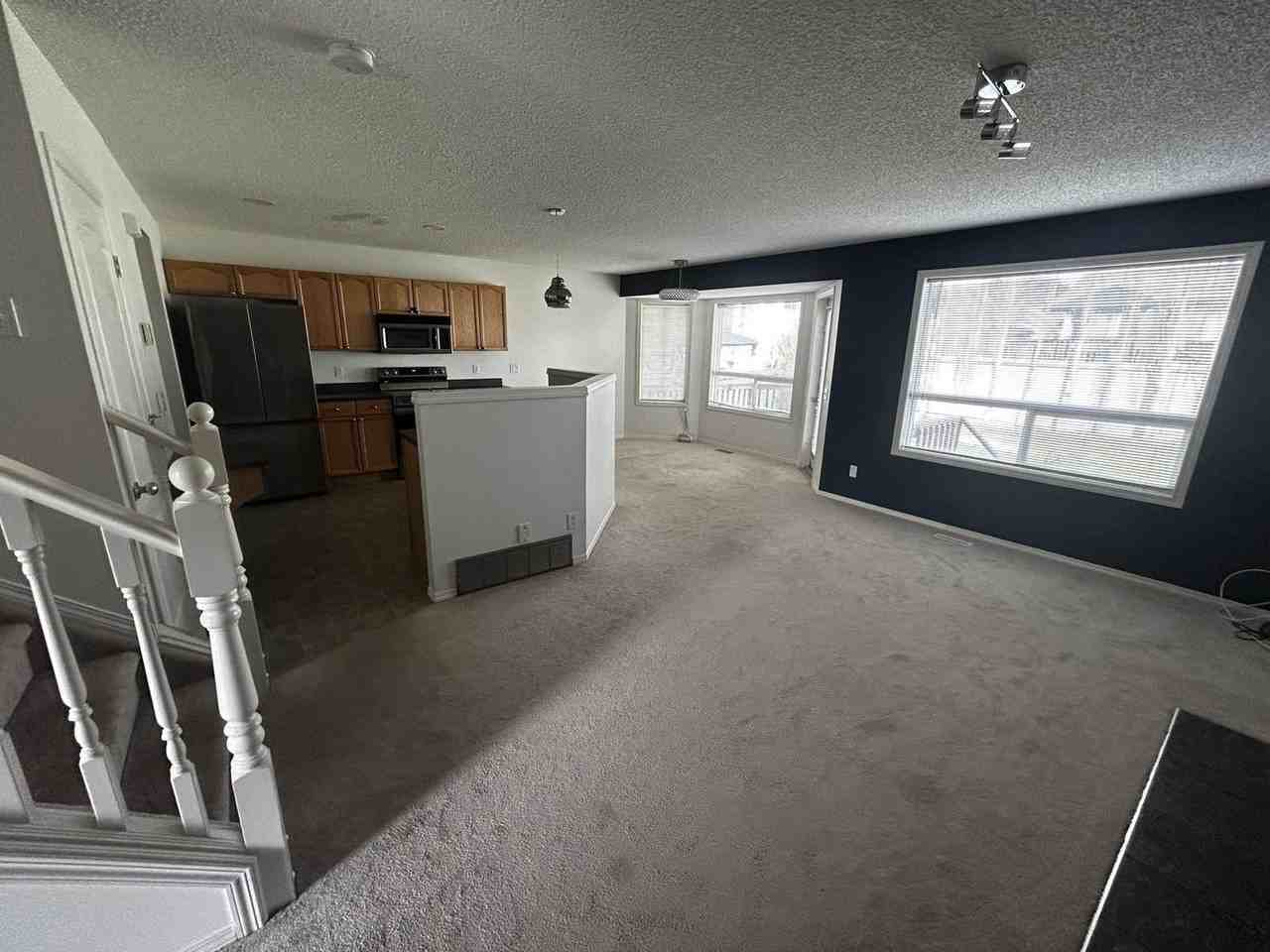 24 Landon Dr - Photo 7 of 39