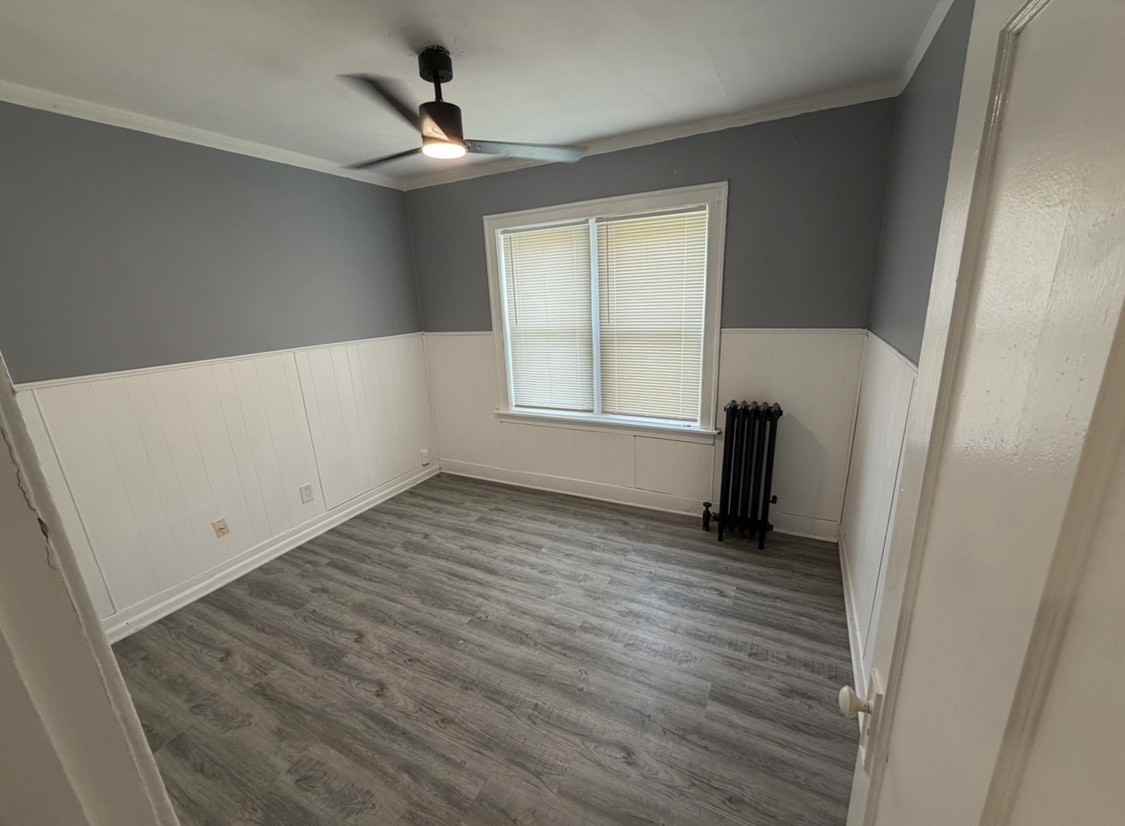 1302 W 98th Pl #1E - Photo 6 of 11
