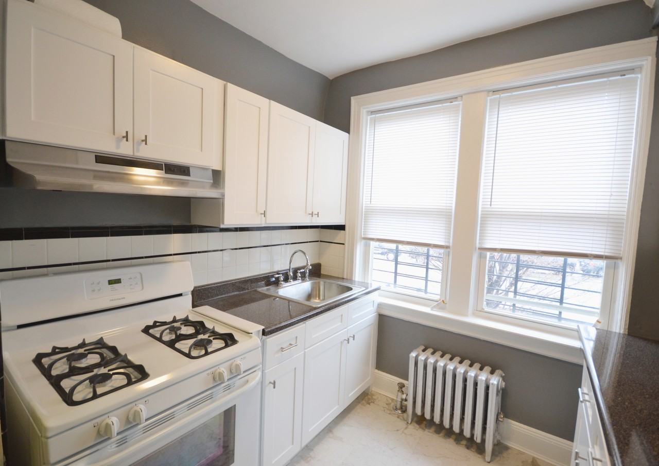 58-69 59th St #1 - Photo 3 of 4