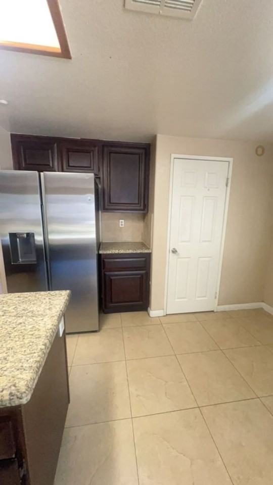 15626 Granada Dr - Photo 6 of 25