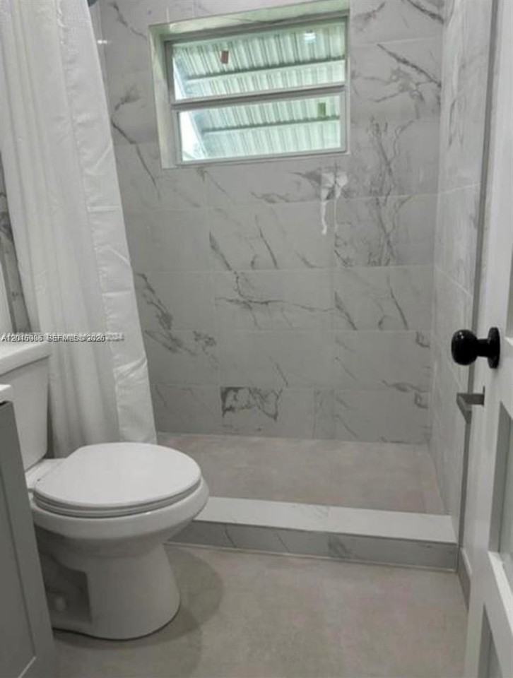 4141 Sw 20th St #2 - Photo 5 of 7