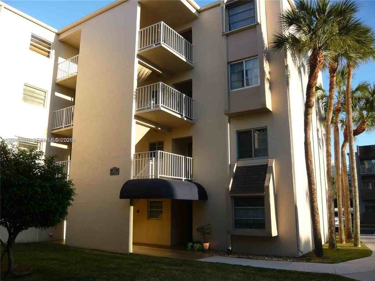 7715 Sw 86th St - Photo 2 of 12