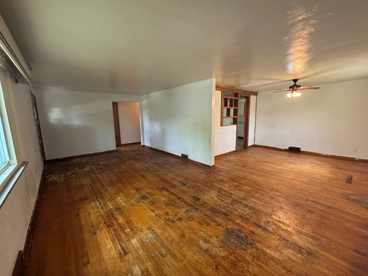 251 Selvin Dr - Photo 6 of 30